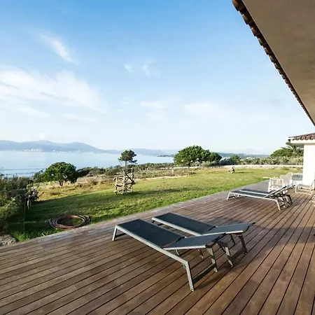 Spacieuse Avec Piscine A Villa *