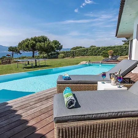 Villa Spacieuse Avec Piscine A Pietrosella