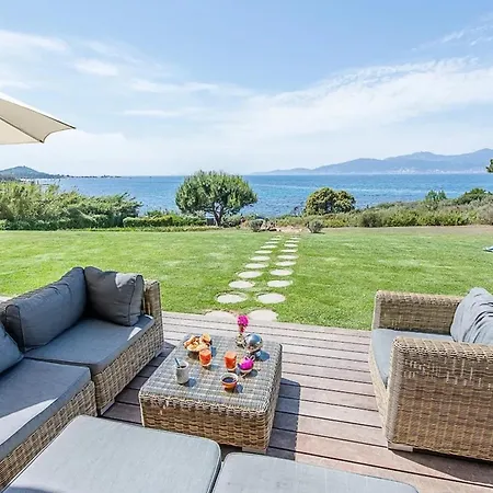 Villa Spacieuse Avec Piscine A
